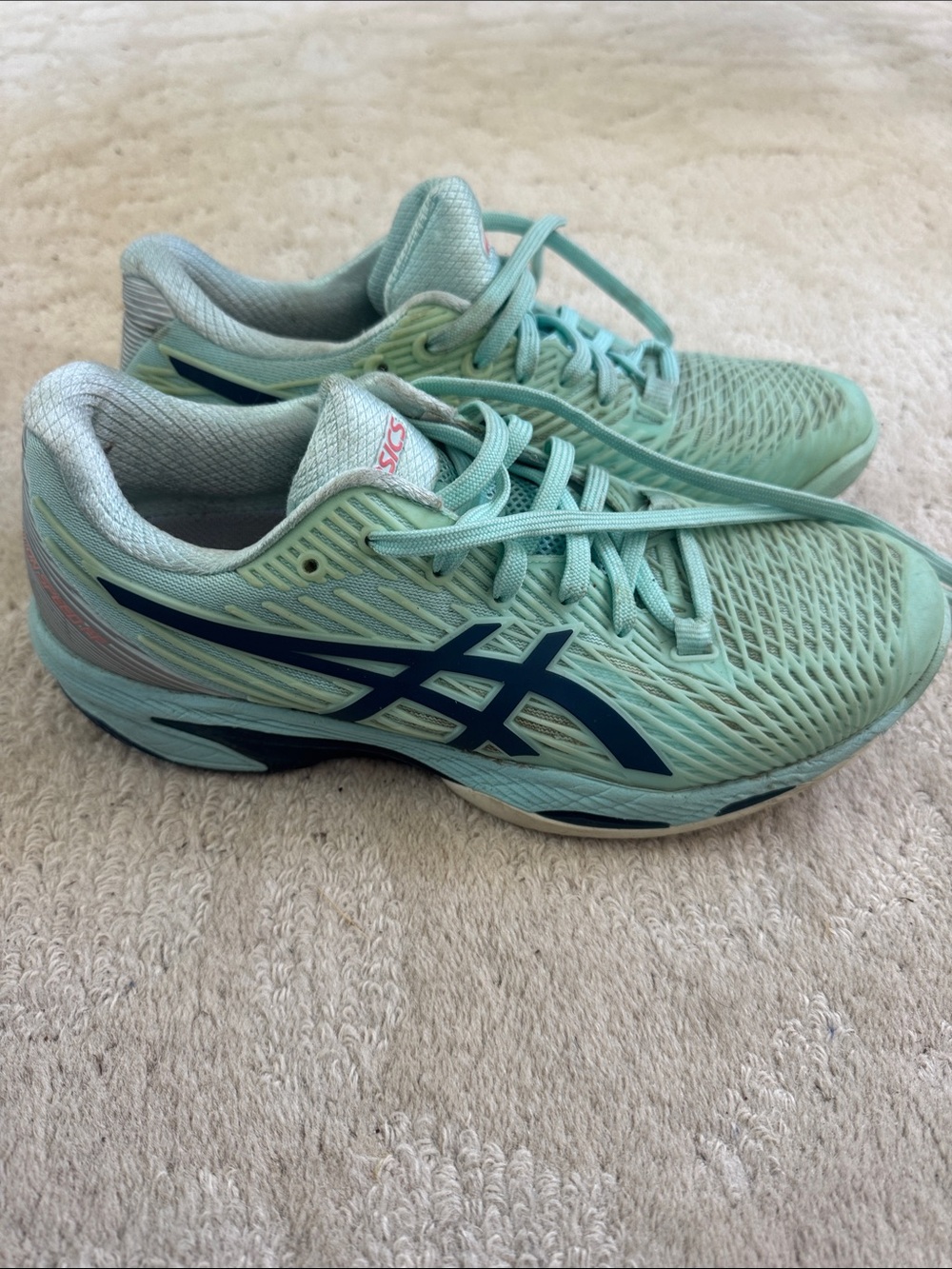 ASICS Women’s Solution Speed FF Tennis & Pickleball Shoes - Size 8.5